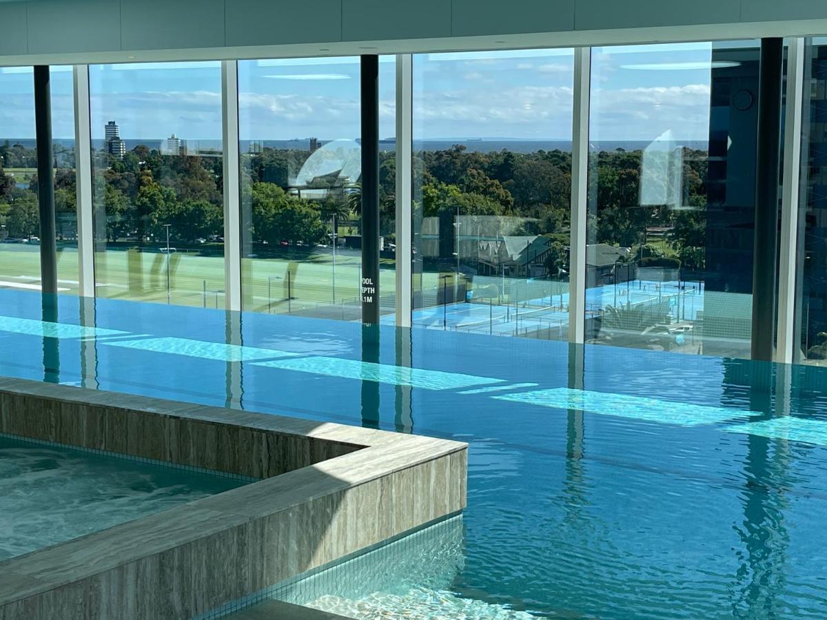 The Fawkner Apartment Bay-View Pool/Gym Free Parking เมลเบิร์น ภายนอก รูปภาพ