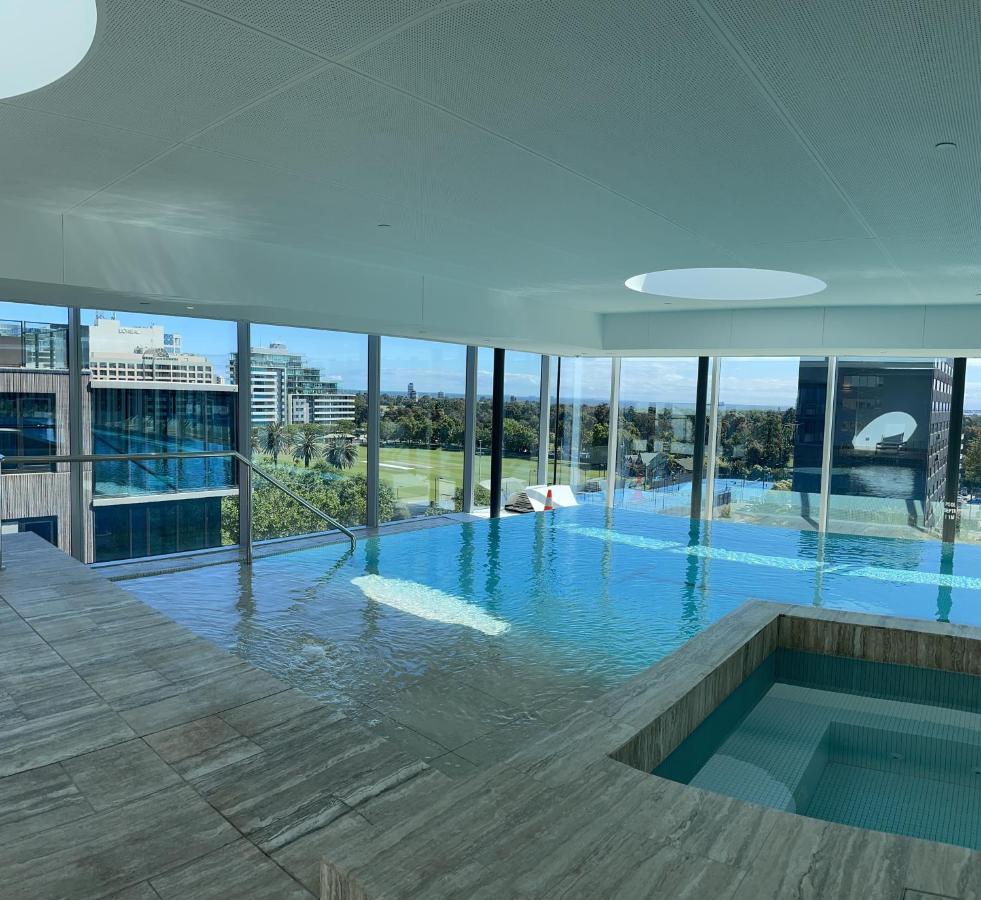 The Fawkner Apartment Bay-View Pool/Gym Free Parking เมลเบิร์น ภายนอก รูปภาพ