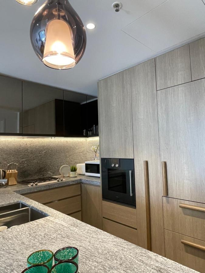 The Fawkner Apartment Bay-View Pool/Gym Free Parking เมลเบิร์น ภายนอก รูปภาพ